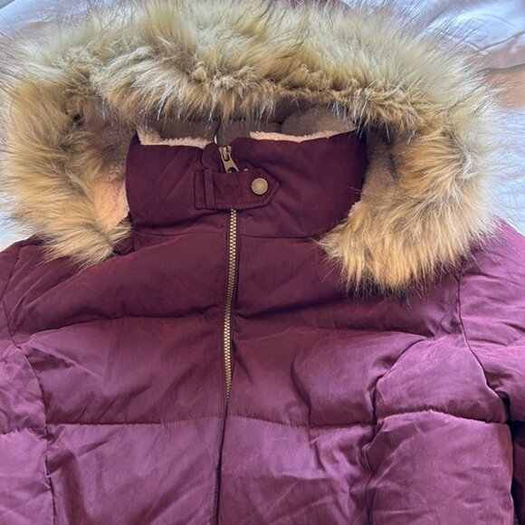 St.John’s Bay burgundy zip down parka with detachable hood 2X two front pockets - Picture 9 of 10